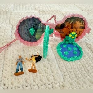 Vintage Disney's Pocahontas "Once Upon a Time" Locket Playset
